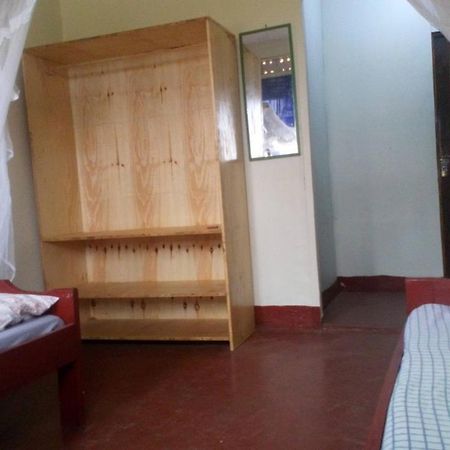 Hotel Knowledge For Change House à Fort Portal Extérieur photo