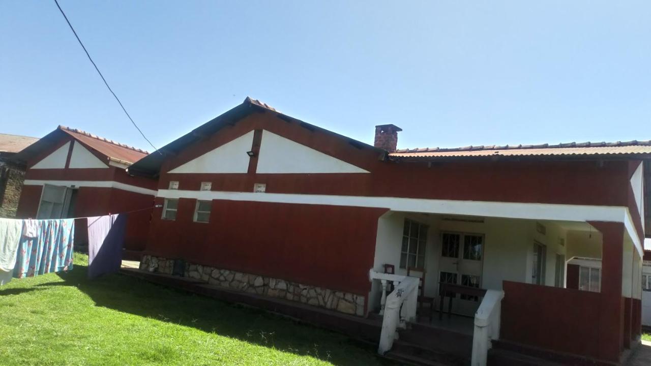 Hotel Knowledge For Change House à Fort Portal Extérieur photo